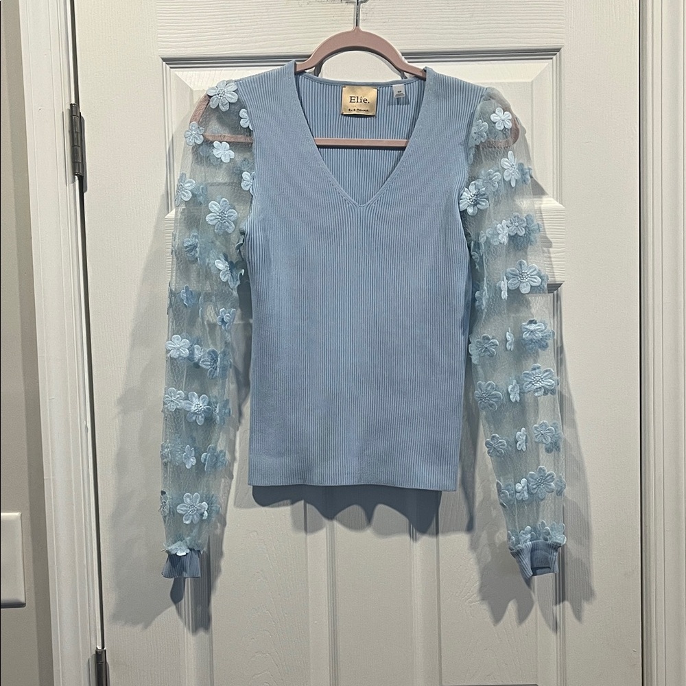 Elie Tahari Blue Pullover Sweater with Sheer Floral Sleeves Glam, Feminine S/P‎